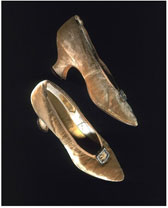 Velvet court shoe, designer unknown