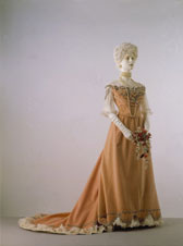 Ball gown, C.F. Worth