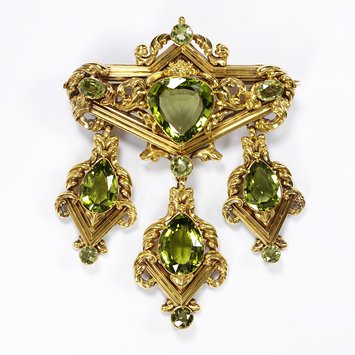 Brooch