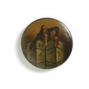 Snuff box