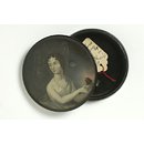 Snuff box