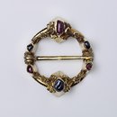 Ring brooch