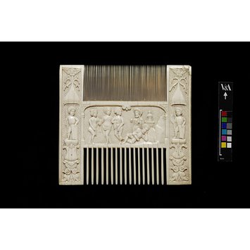 Comb - The Judgement of Paris and David's message to Bathsheba Comb - The Judgement of Paris and David's message to Bathsheba