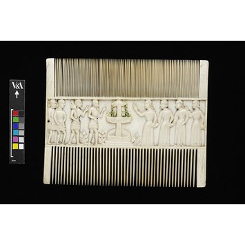 Comb