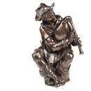 Seated boy playing the bagpipes (Statuette)