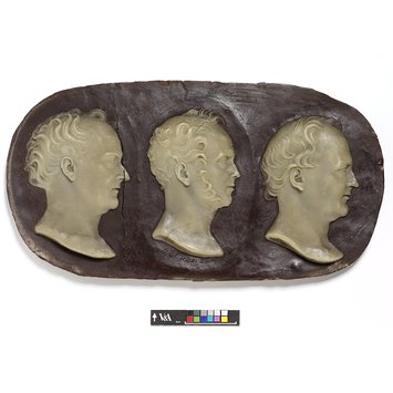 Relief - Chevalier Bunsen, Lord Palmerstone and Abbott Lawrence Relief - Chevalier Bunsen, Lord Palmerstone and Abbott Lawrence
