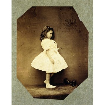 Photograph - Elphinstone Agnes Maude barefoot; Photographic Study Photograph - Elphinstone Agnes Maude barefoot; Photographic Study