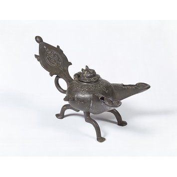 Oil lamp