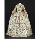 Sack back gown