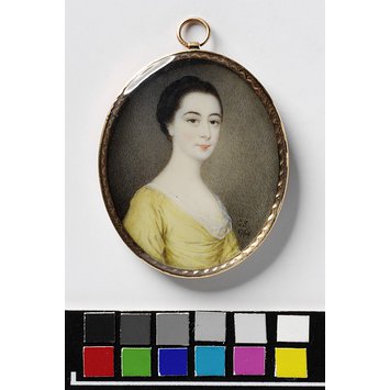 Enamel miniature - Portrait of an unknown woman Enamel miniature - Portrait of an unknown woman
