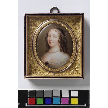 Enamel miniature - Portrait of Henrietta Maria (1607-1669), Queen of England Enamel miniature - Portrait of Henrietta Maria (1607-1669), Queen of England