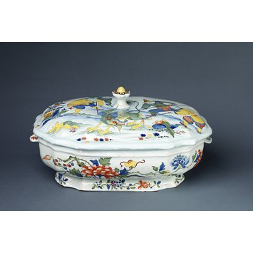 Tureen