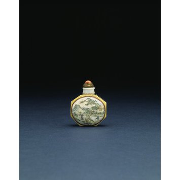 Snuff bottle