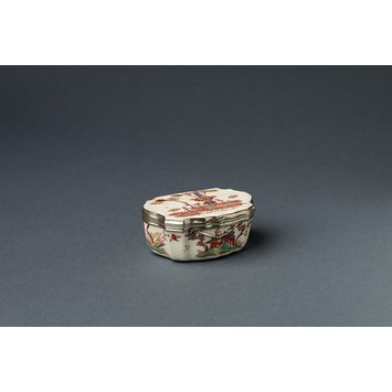 Snuff-box and cover