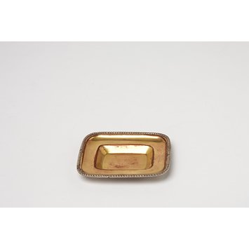 Four sweetmeat dishes or pin trays Four sweetmeat dishes or pin trays