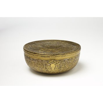 Lidded bowl