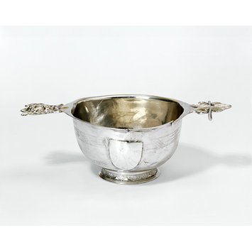 Drinking bowl Drinking bowl