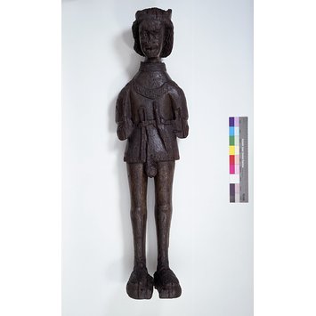 Figure - youthful nobleman wearing a tunic and coronet Figure - youthful nobleman wearing a tunic and coronet