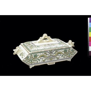 Vegetable dish and lid Vegetable dish and lid
