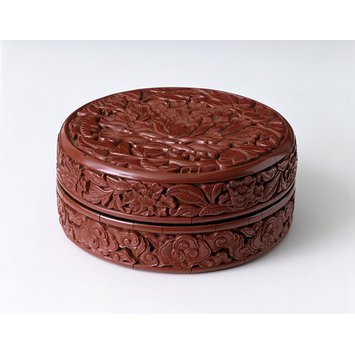 Lidded box