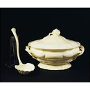 Soup tureen