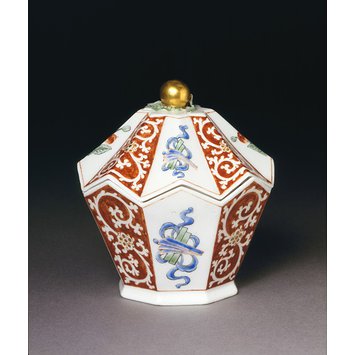 Sugar bowl