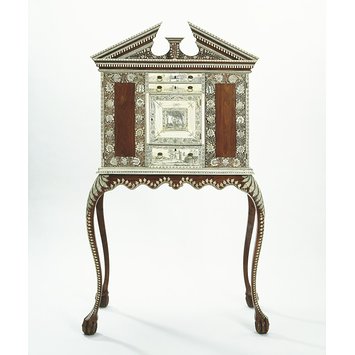 Cabinet and stand - Cabinet and stand