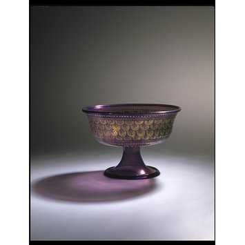 Footed bowl Footed bowl