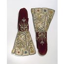 Pair of mittens
