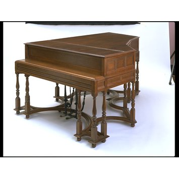 Semi-grand piano