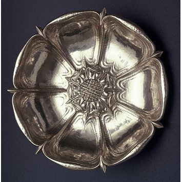Sweetmeat dish