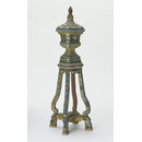 Decorative urn on stand Decorative urn on stand