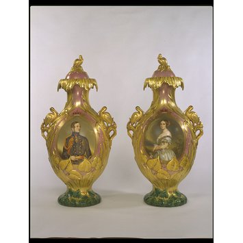 Vase and cover