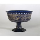 Footed bowl