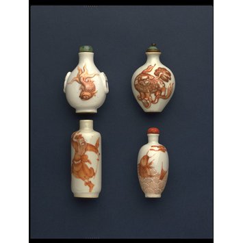 Snuff bottle