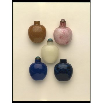 Snuff bottle