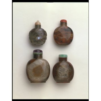 Snuff bottle