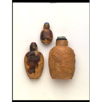 Snuff bottle