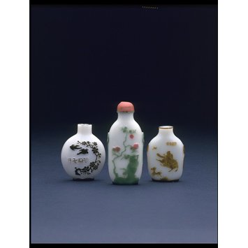Snuff bottle Snuff bottle