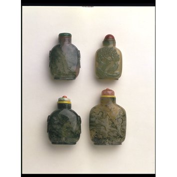 Snuff bottle