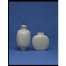 Snuff bottle