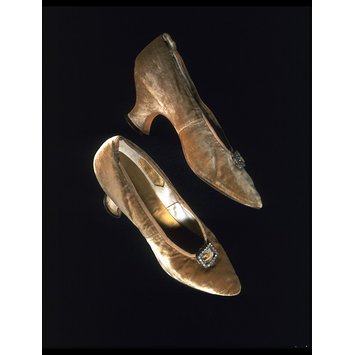 Pair of shoes