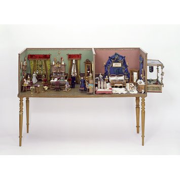 Dolls' room setting Dolls' room setting