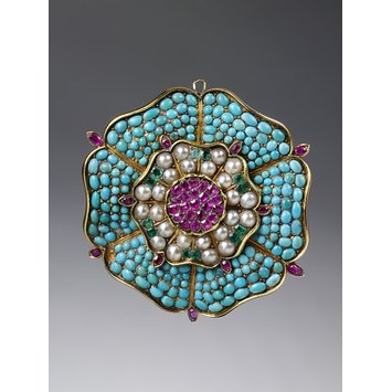 Brooch