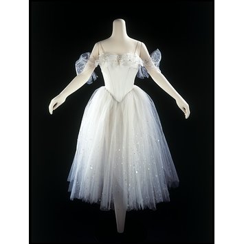 Theatre costume, Dance costume