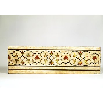Frieze panel