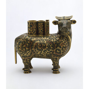 Ox-shaped vessel