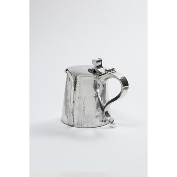 Spout cup Spout cup