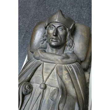 Plaster cast - Tomb effigy of Henry VII