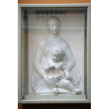 Plaster cast - Virgin and child Plaster cast - Virgin and child